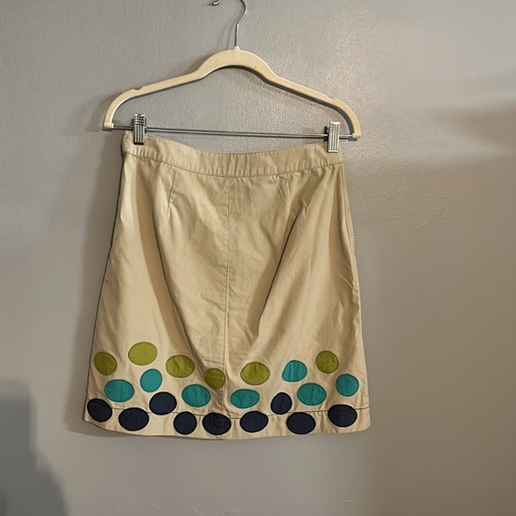 Boden preppy tan skirt with embroidered detail size 4 - Picture 5 of 5